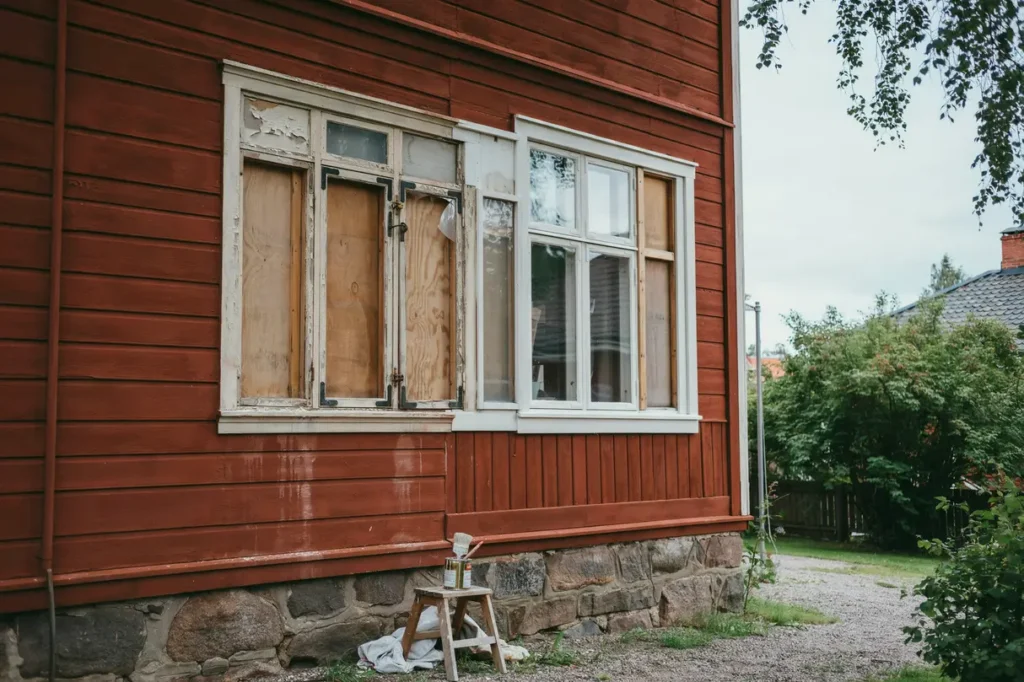 renovera och m la gamla tr f nster i villa